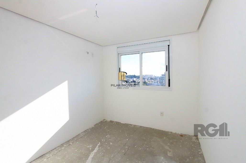 Apartamento Para Comprar no bairro Jardim Botânico com 2 quartos (1 suíte)