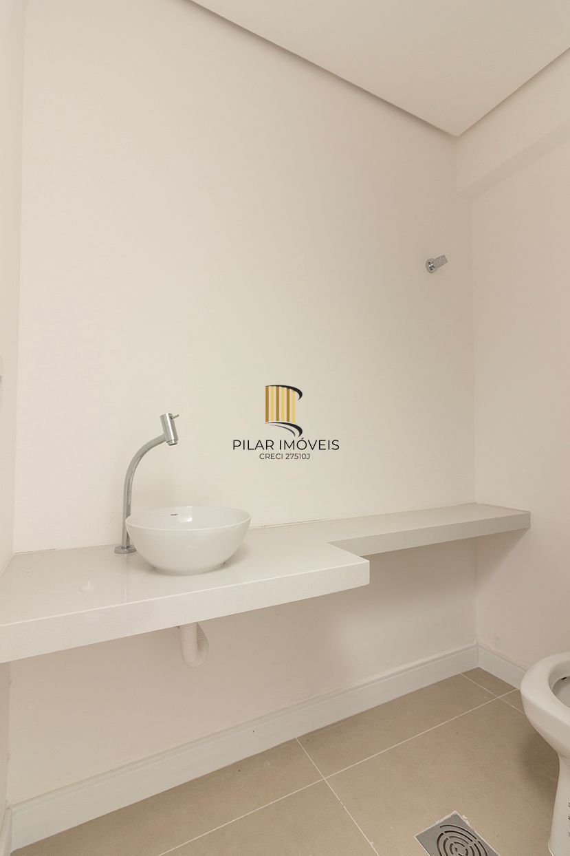 Apto de 2 suítes, 2 vagas, lavabo e churrasqueira
