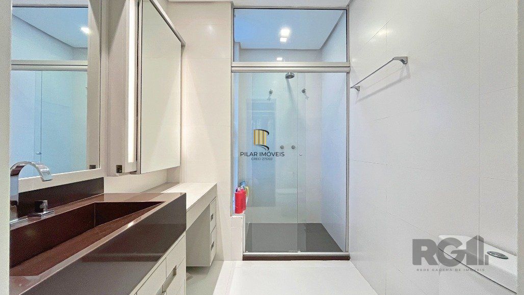 Ótima Casa a venda no bairro Espírito Santo com 3 suítes mobiliada por: R$850.000,00