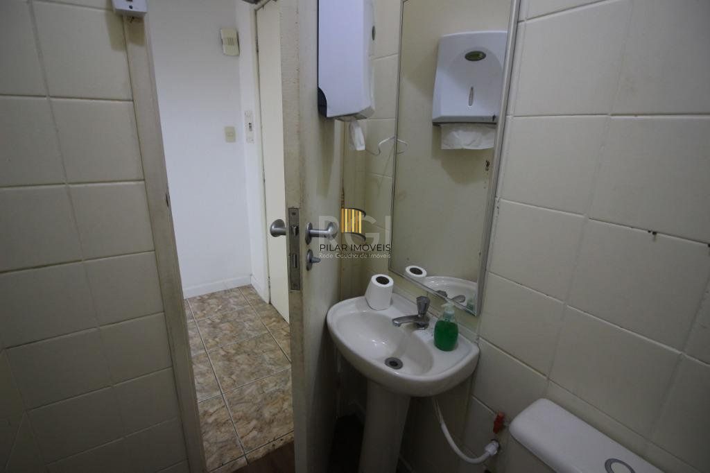 Conjunto Para Comprar 54,97 m² Por R$ 320.000,00 - Moinhos de Vento - Porto Alegre/RS