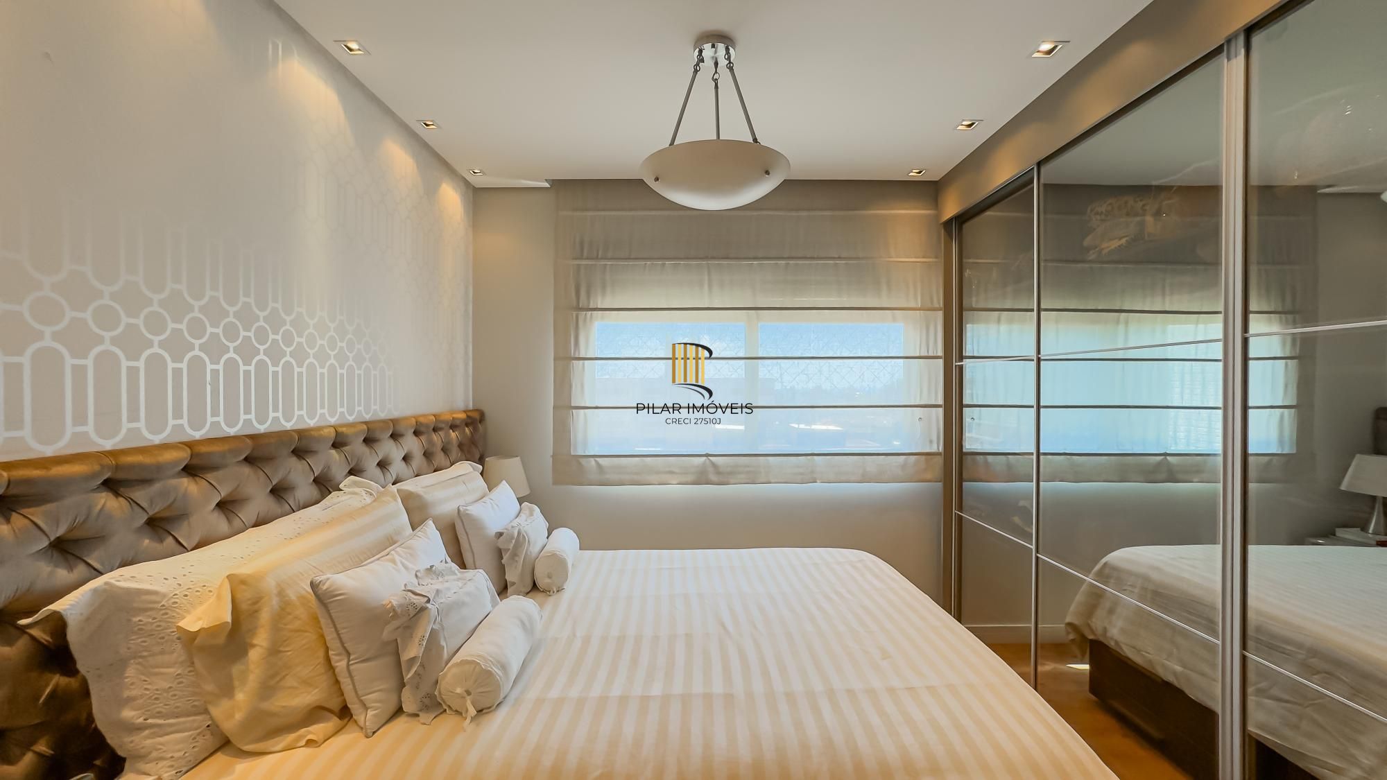 Apartamento de 3 dormitórios no bairro Mont Serrat