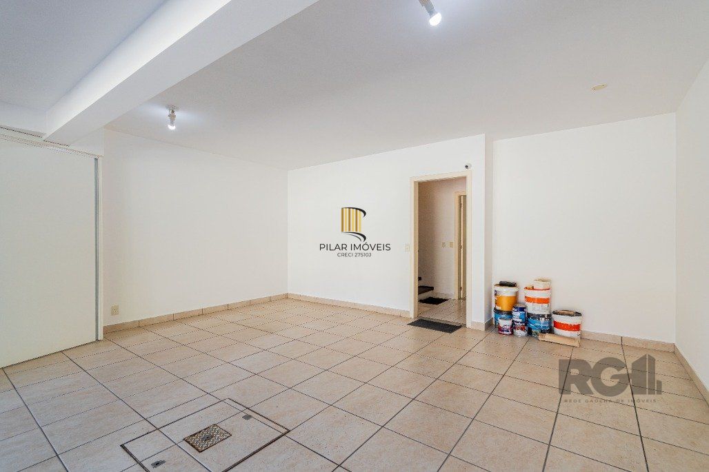 Casa para Comprar no Condomínio Pier 39, bairro Pedra Redonda