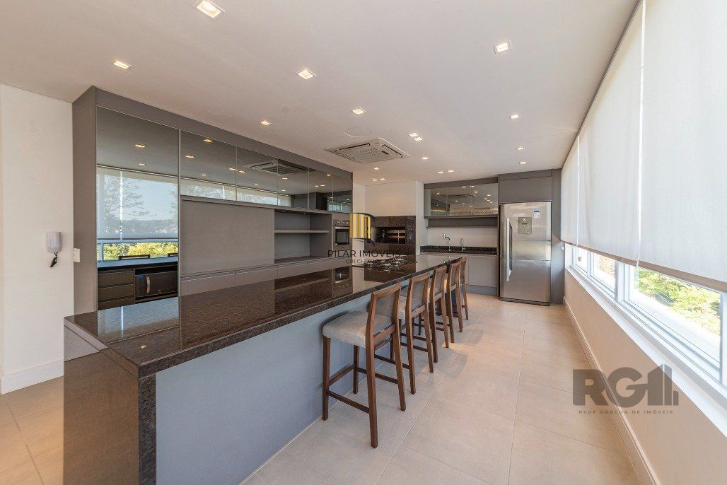 Apartamento para Comprar, impecável  com  4 dorm, sendo 3 suítes e 3 vagas Rio Branco