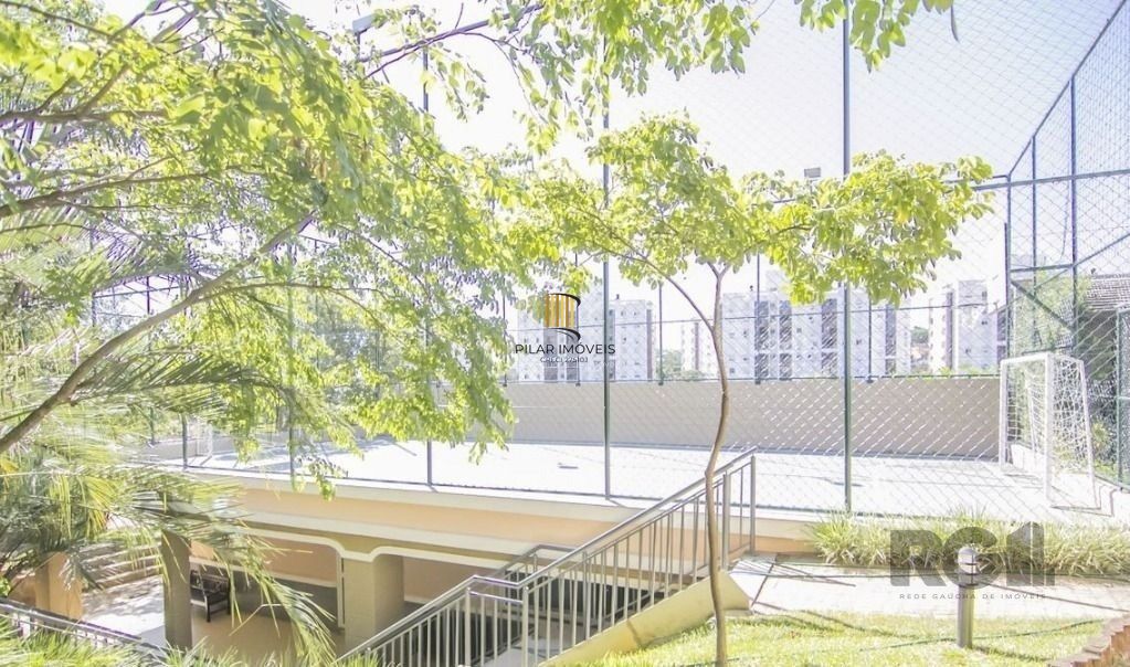 vende exelente casa com 442m² , 4 dormitórios Suíte, garagem para 4 carros