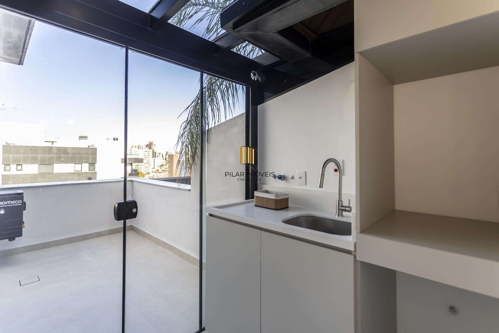 Cobertura com 270m² 3 suítes 3 vagas