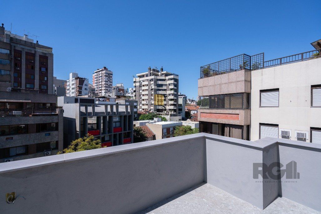 Cobertura a venda no bairro Auxiliadora com 4 dormitórios por: R$1.799.000,00.