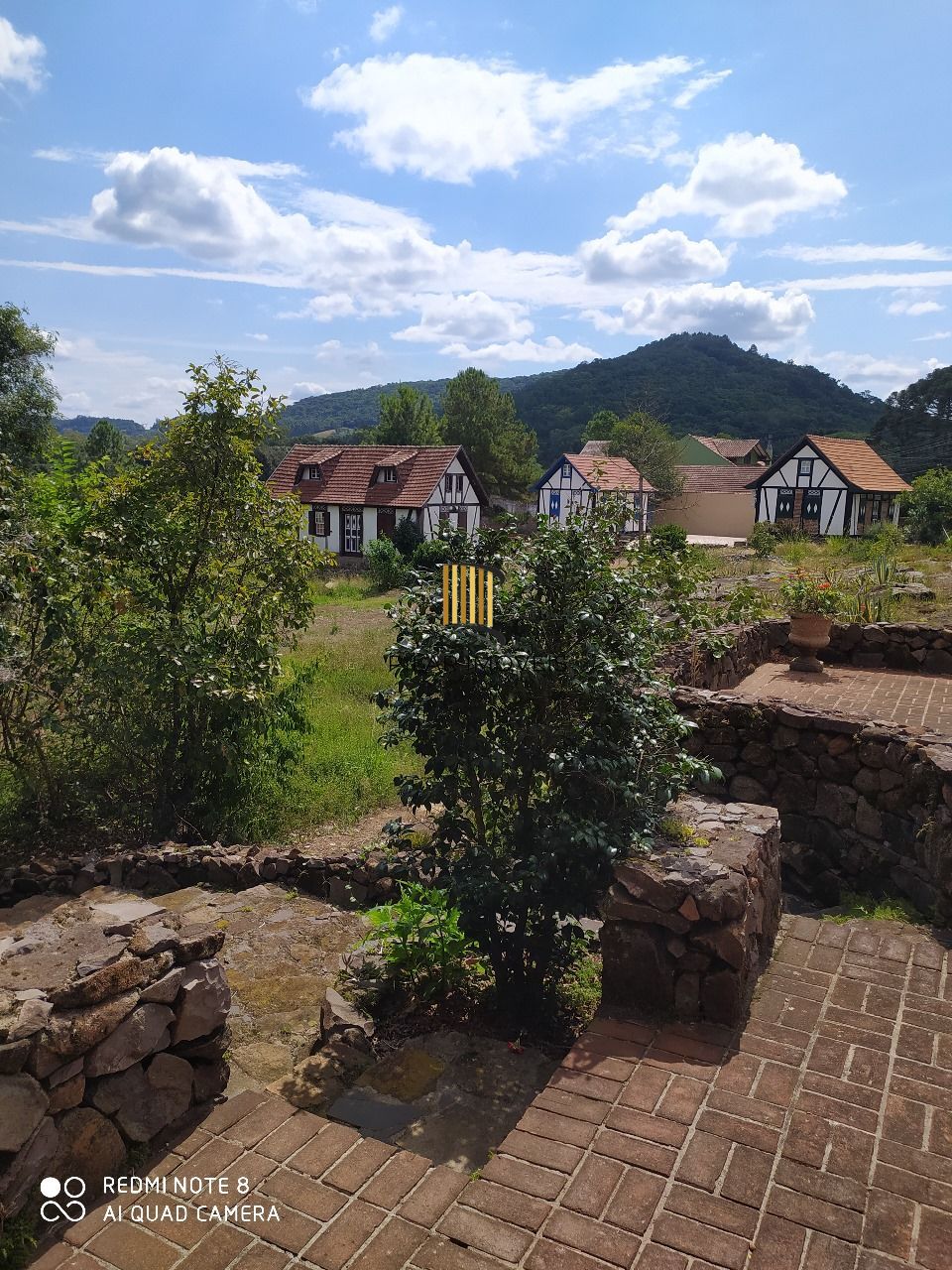 Área para comprar com casas Enxaimel em Nova Petrópolis.