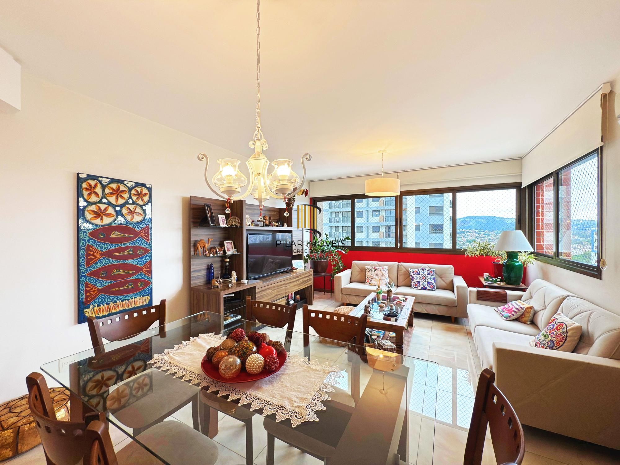 Apartamento 3 Dormitórios com Suíte, Churrasqueira e Excelente Vista Petrópolis