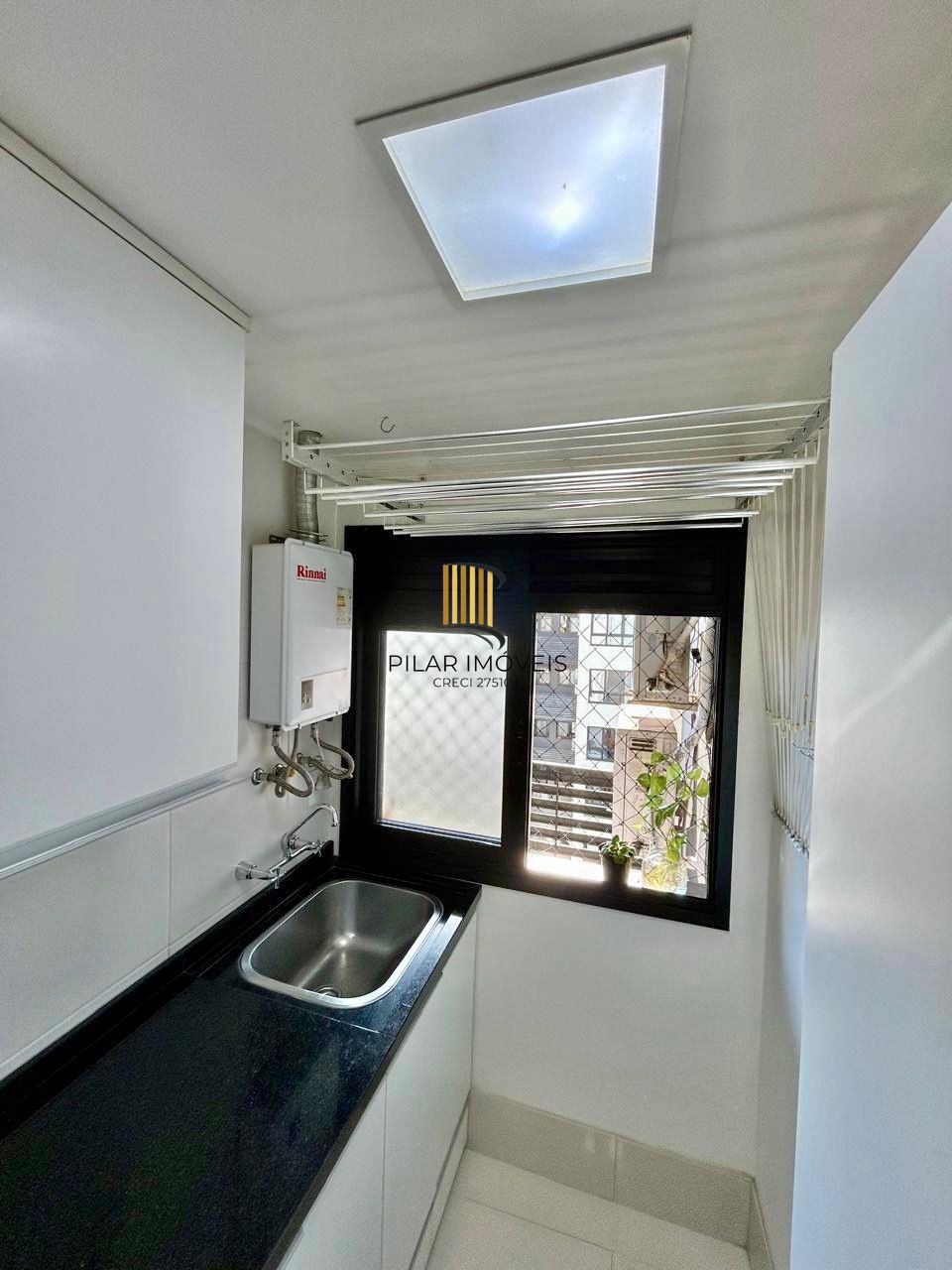 Excelente apartamento mobiliado no bairro Tristeza com 3d para comprar