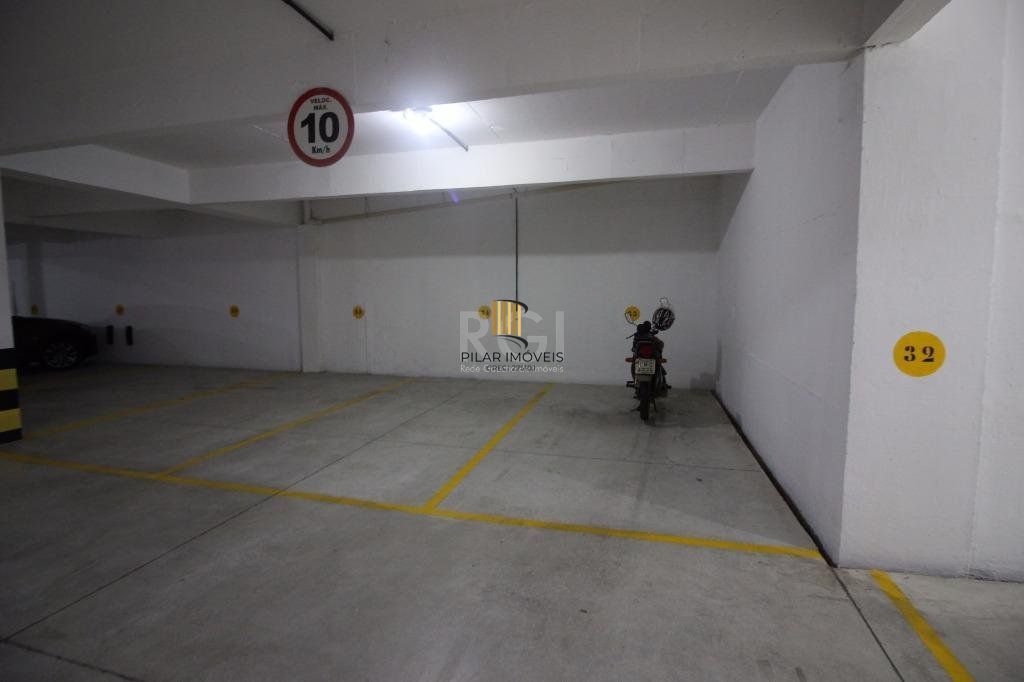 Linda Cobertura com 3 dormitórios para Comprar  com 331 m² - Bela Vista - Porto Alegre/RS