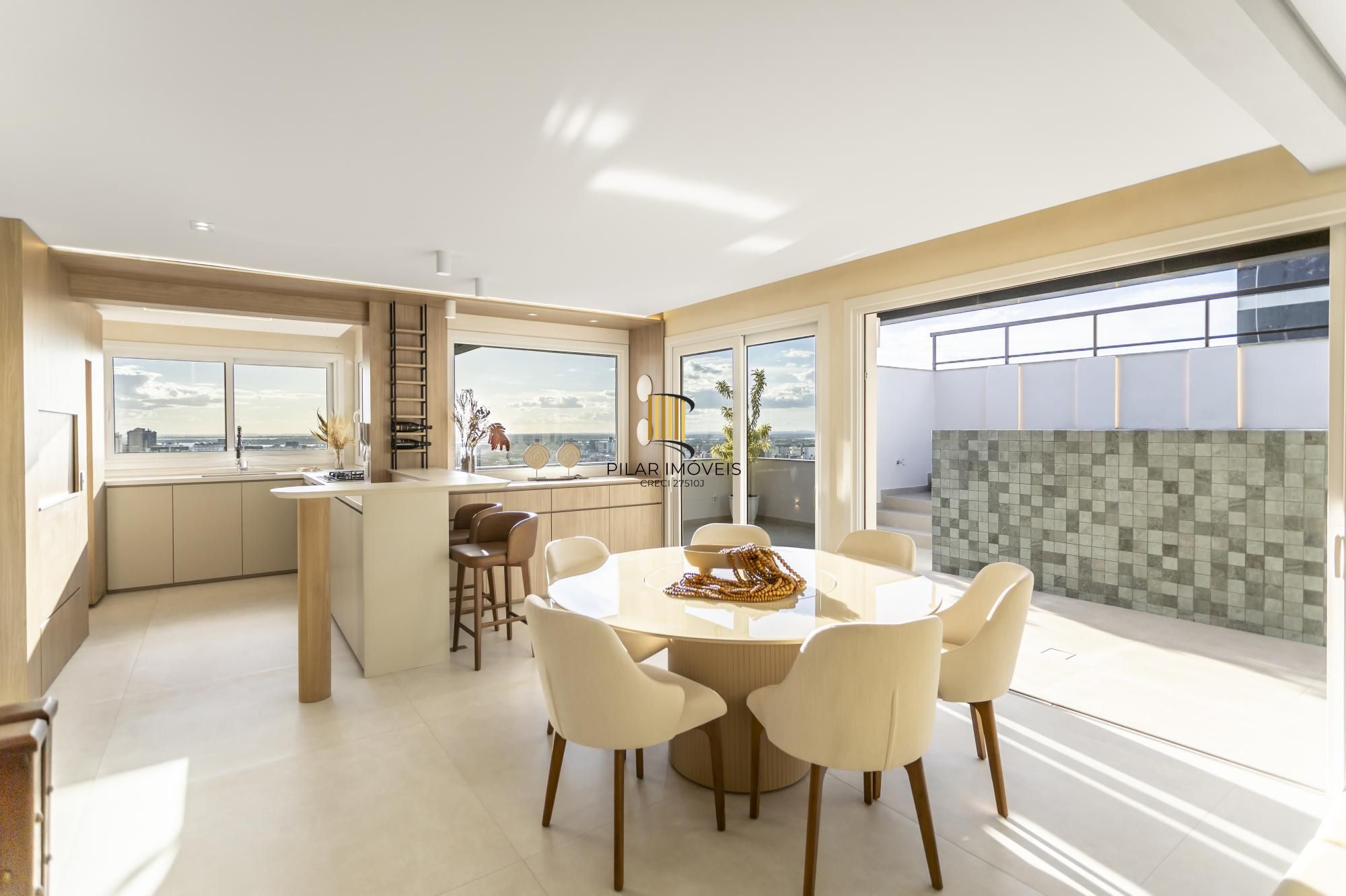 Cobertura com 270m² 3 suítes 3 vagas