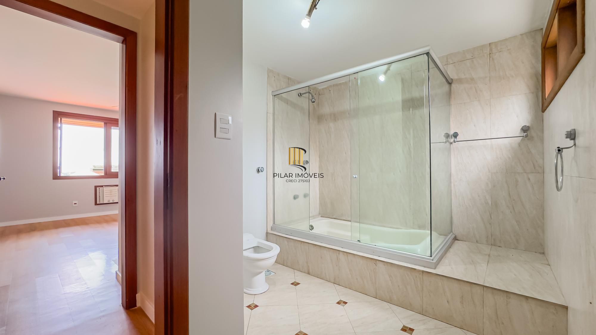 CASA CHACARA DAS PEDRAS 207 METROS , COMPLETAMENTE REFORMADA