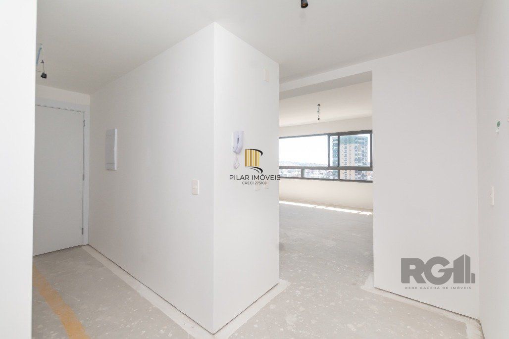 Apartamento 3 dorms. no Jardim Botânico, com infra completa e 2 vagas separadas