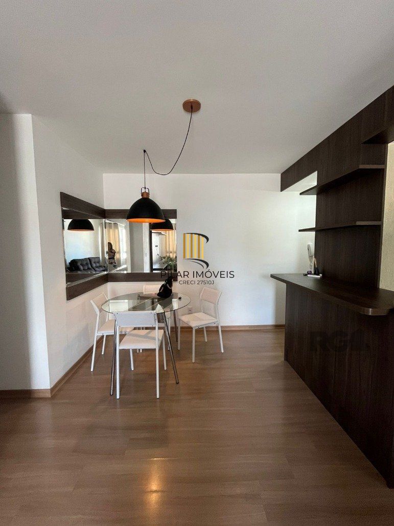 APARTAMENTO COMPLETAMENTE MOBILIADO. BAIRRO CRISTO REDENTOR