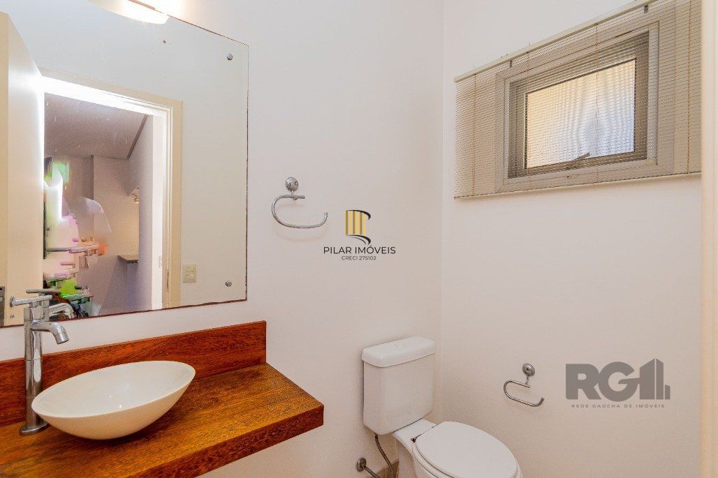 Casa para Comprar no Condomínio Pier 39, bairro Pedra Redonda