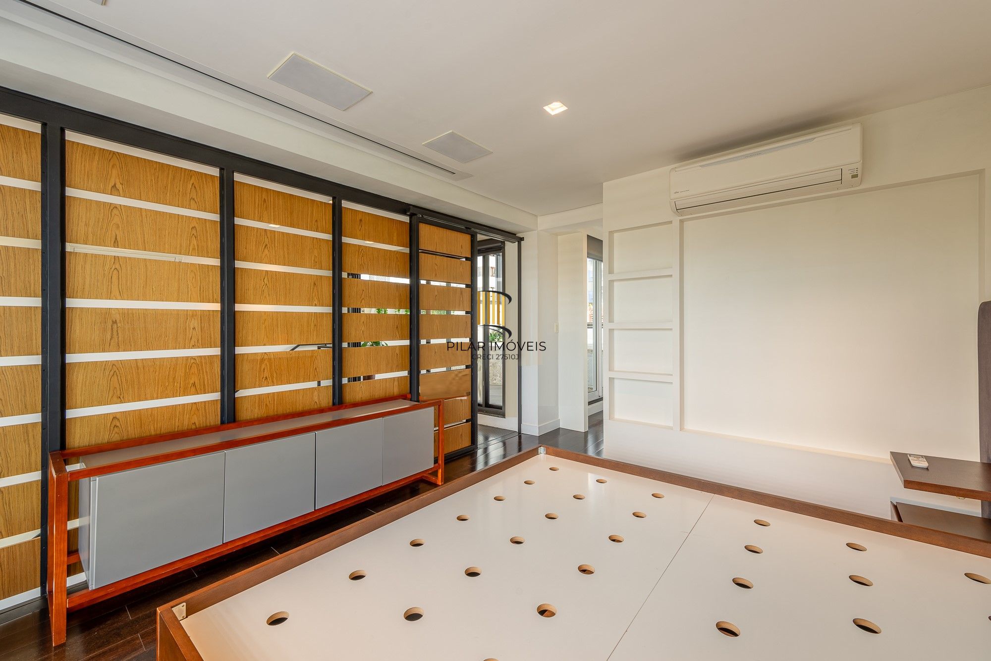 Cobertura com 115m² e 2 dormitórios, 2 suítes, 1 vaga