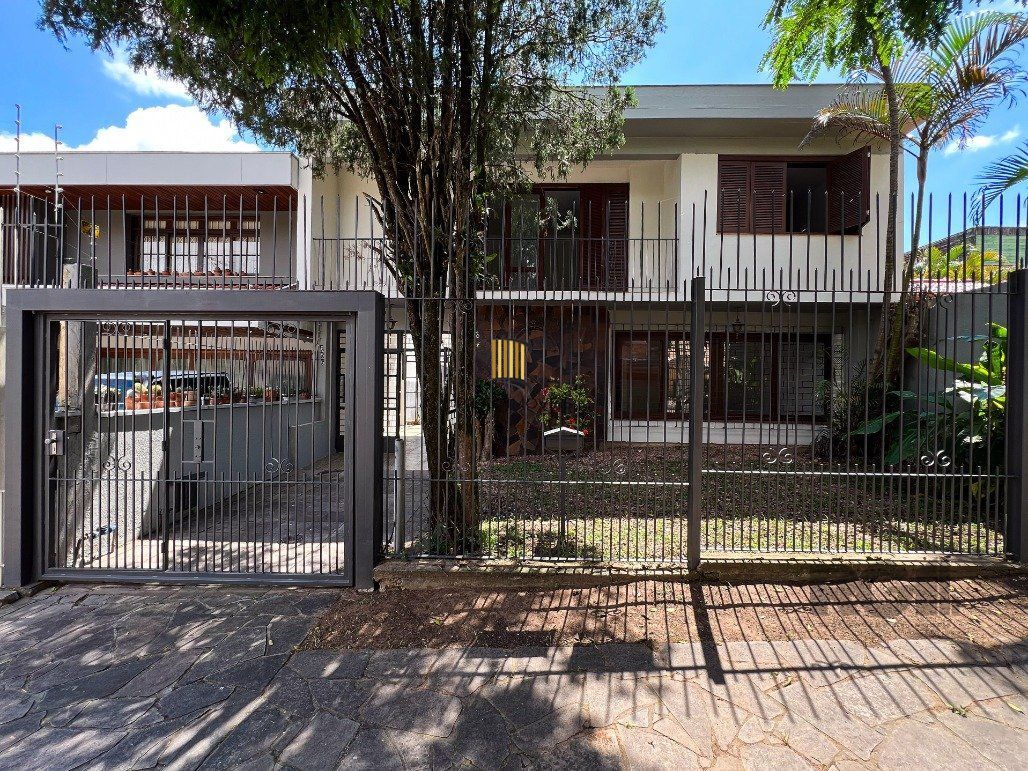 Casa/sobrado para Comprar com 4 dormitórios no bairro  Chácara das Pedras. - Pilar Imóveis
