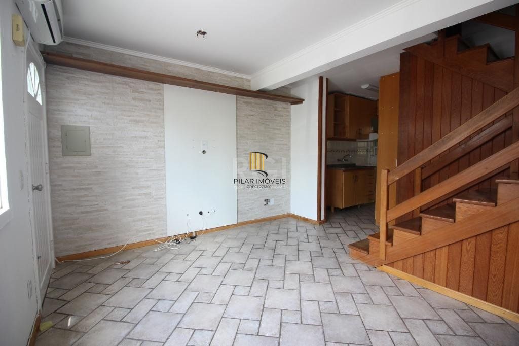 Casa Com 2 Dormitórios Para comprar  79 m² Por R$ 350.000,00 - Cavalhada