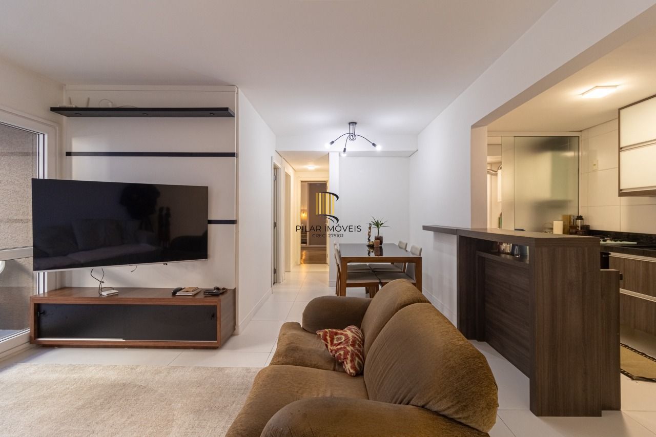 3 Dormitórios com Suíte | 90m² | Lareira e Churrasqueira | Bravo Melnick