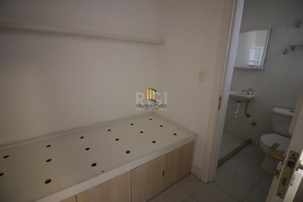 Linda Cobertura com 3 dormitórios para Comprar  com 331 m² - Bela Vista - Porto Alegre/RS