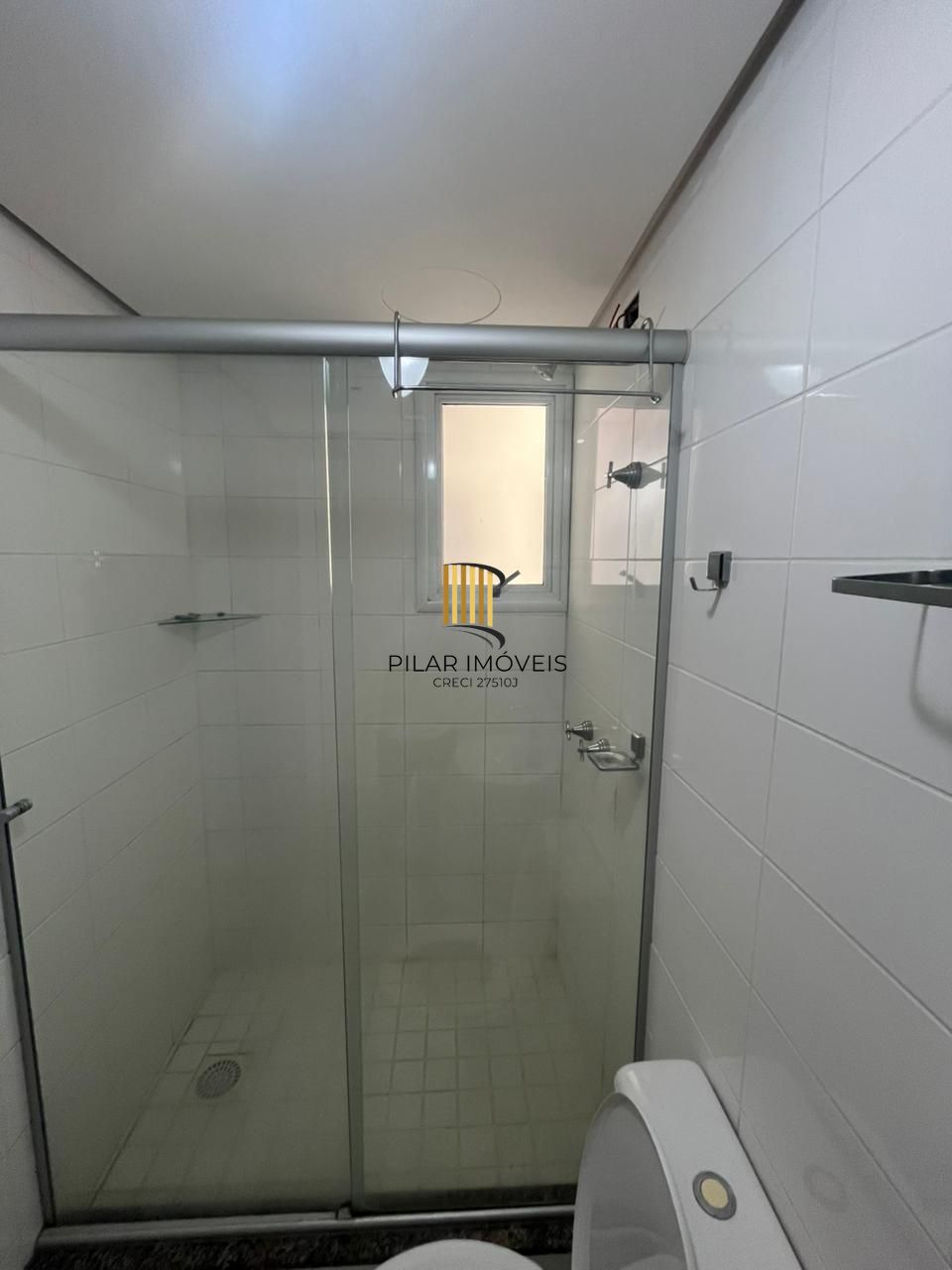 Apartamento no Residencial Urbano Ipiranga  a venda no bairro Partenon com 3 dormitórios sendo 1 suíte.