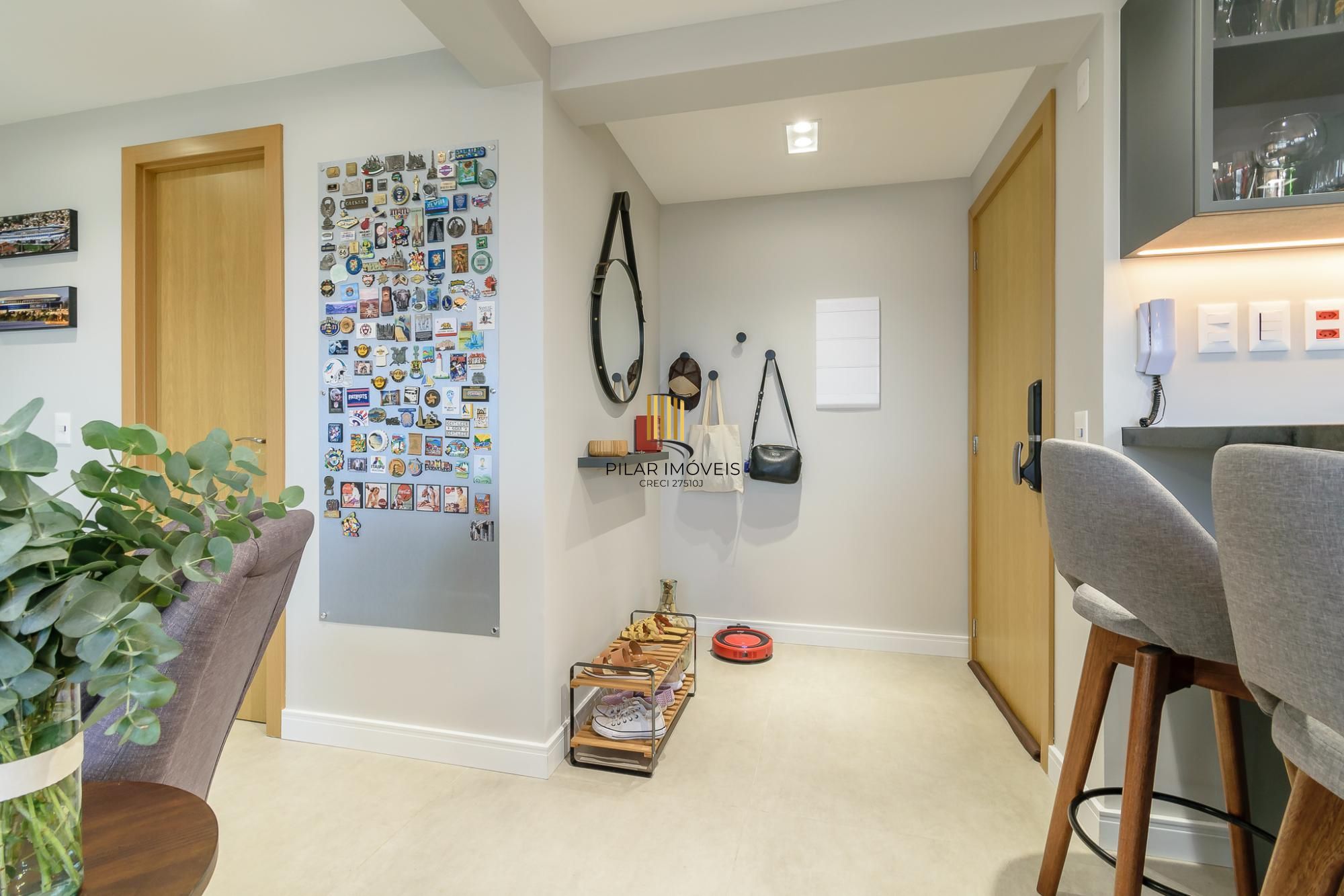 Apartamento com 2 dormitórios, 75m2 à venda no bairro farropilha