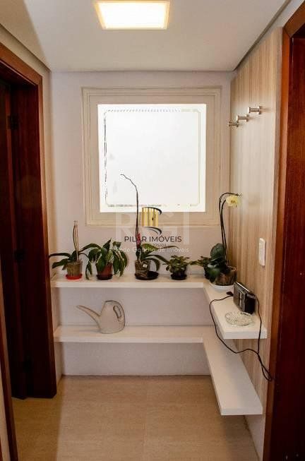 Casa com 5 dormitórios, 550 m² - para Comprar  -Vila Jardim - Porto Alegre/RS