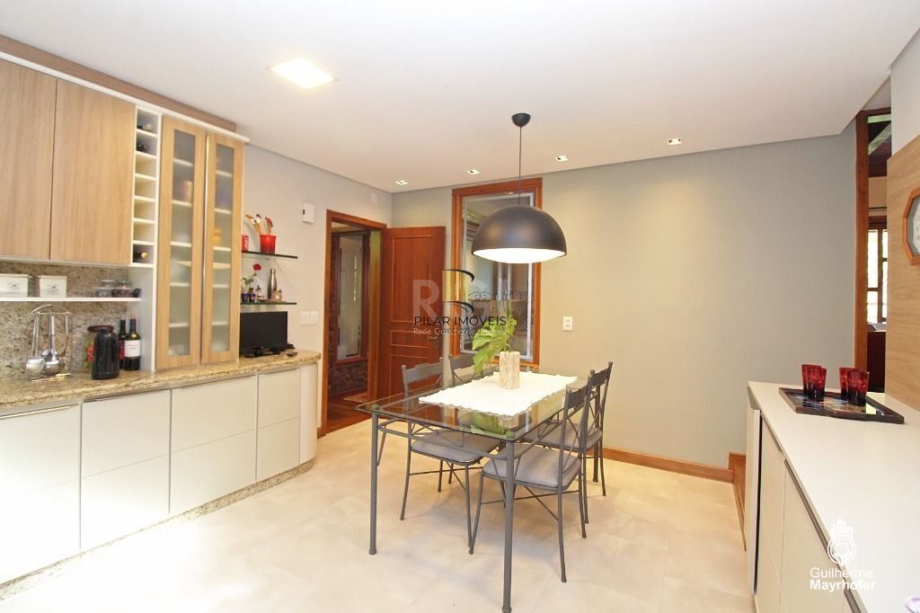 Casa Para comprar com 5 Dormitórios à venda, 420 m²-Cavalhada - Porto Alegre/RS