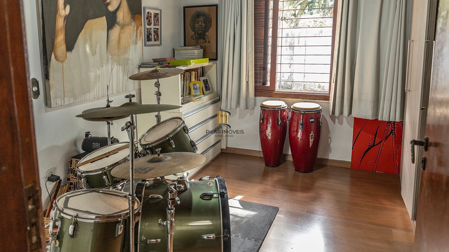 Casa 3 dormitórios no bairro Ipanema