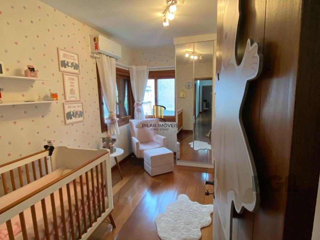 Casa para Comprar na parte nobre do Chácara das Pedras