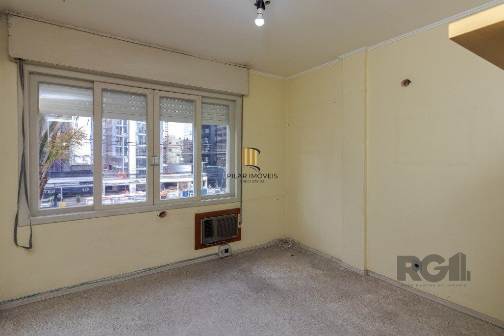 Apartamento à venda,  3 dormitórios, 1 vaga de garagem, no Bairro Auxiliadora