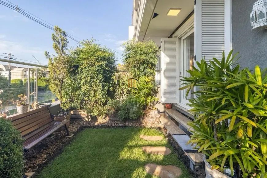 Casa em condomínio Alto Padrão 357m2