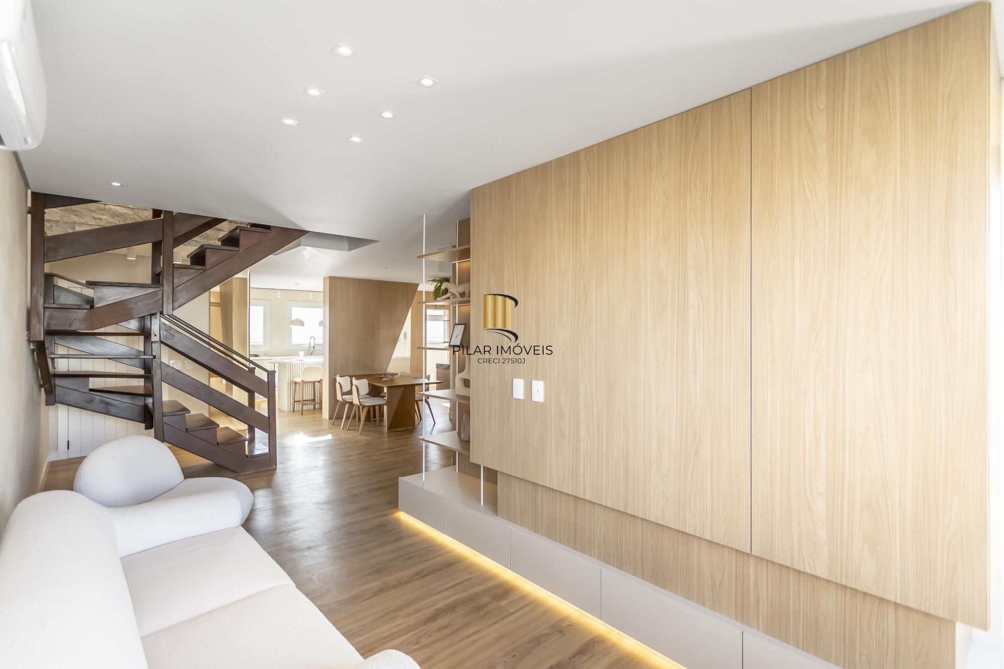 Cobertura com 270m² 3 suítes 3 vagas