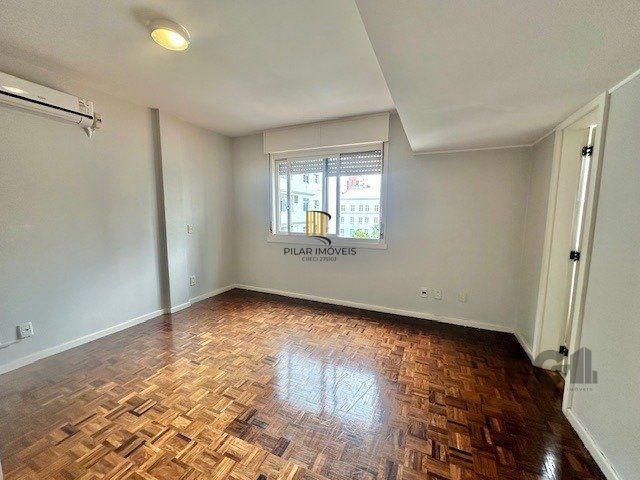 Excelente Apartamento Para Comprar  Próximo ao Hospital Moinhos de Vento com 196 m² privativos