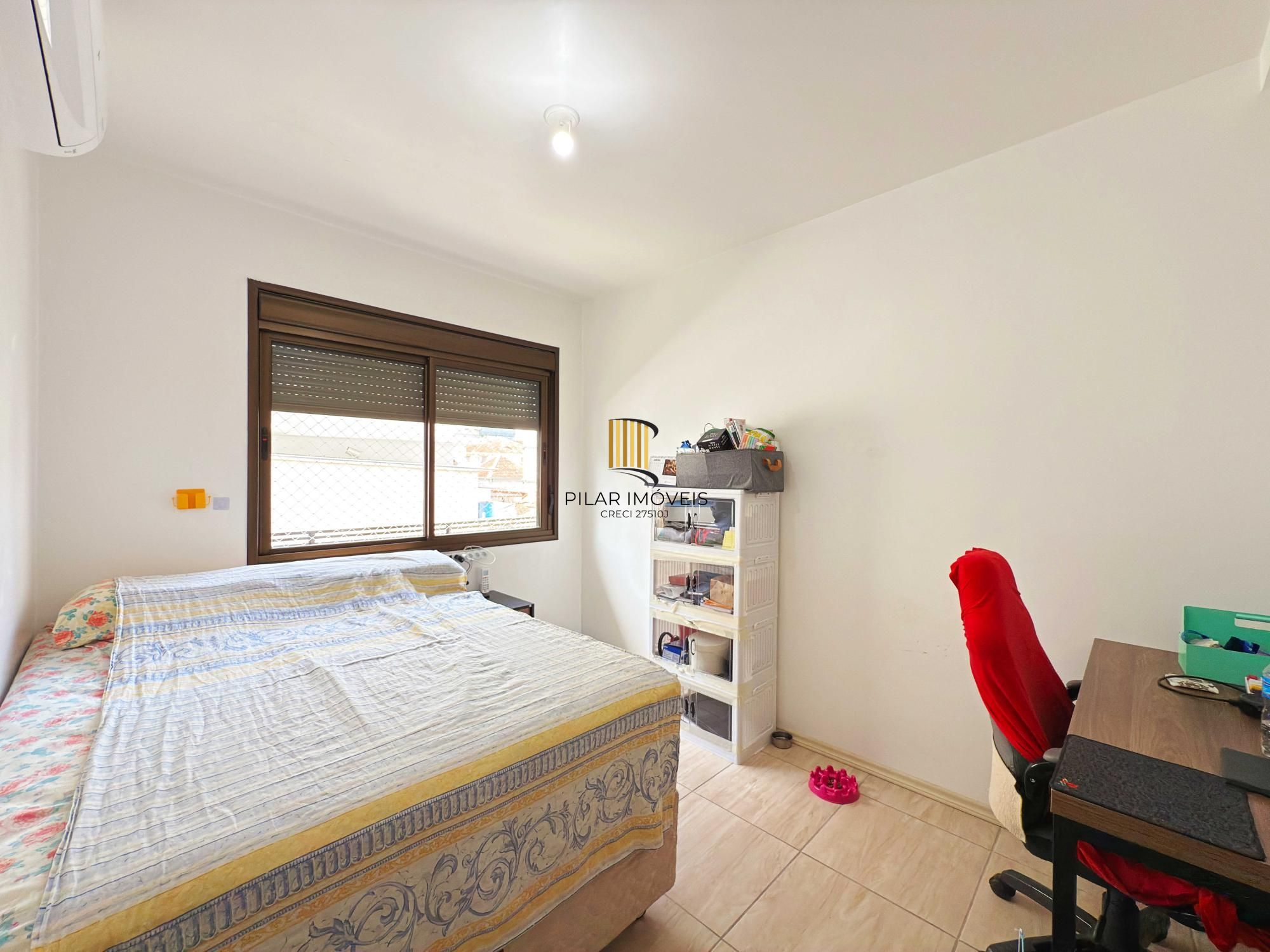 Lindo apartamento de 2 dormitórios e uma vaga de garagem