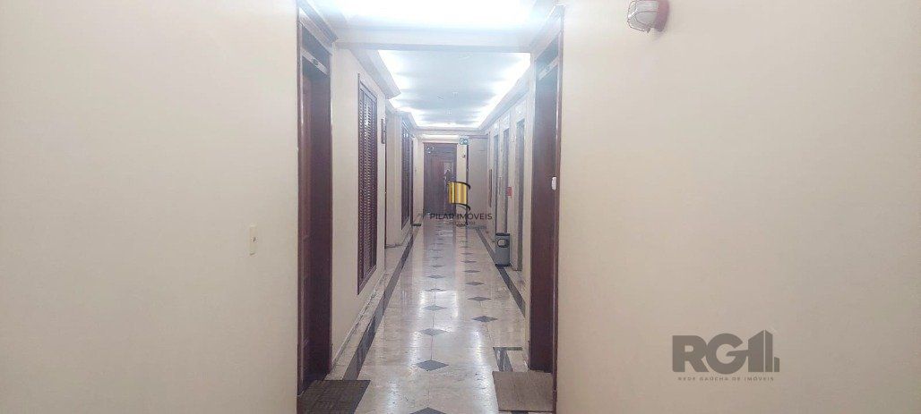 Sala para comprar na avenida Carlos Gomes  no Bairro Boa Vista