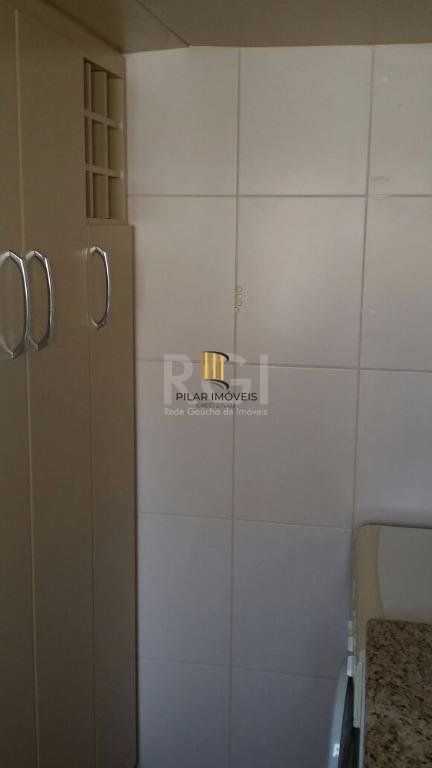 Vende cobertura mobiliada, 3 dormitórios, 3 vagas, Petrópolis