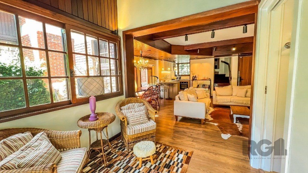 Casa Residencial para Comprar no centro de Gramado
