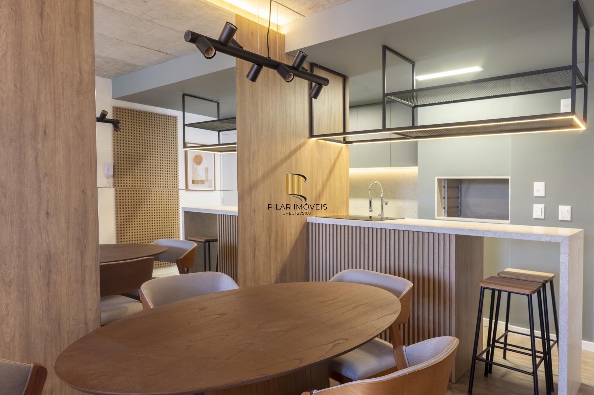 Apartamento com 67m², 2 quartos, 1 suíte, 1 vaga, no bairro Petrópolis em Porto Alegre
