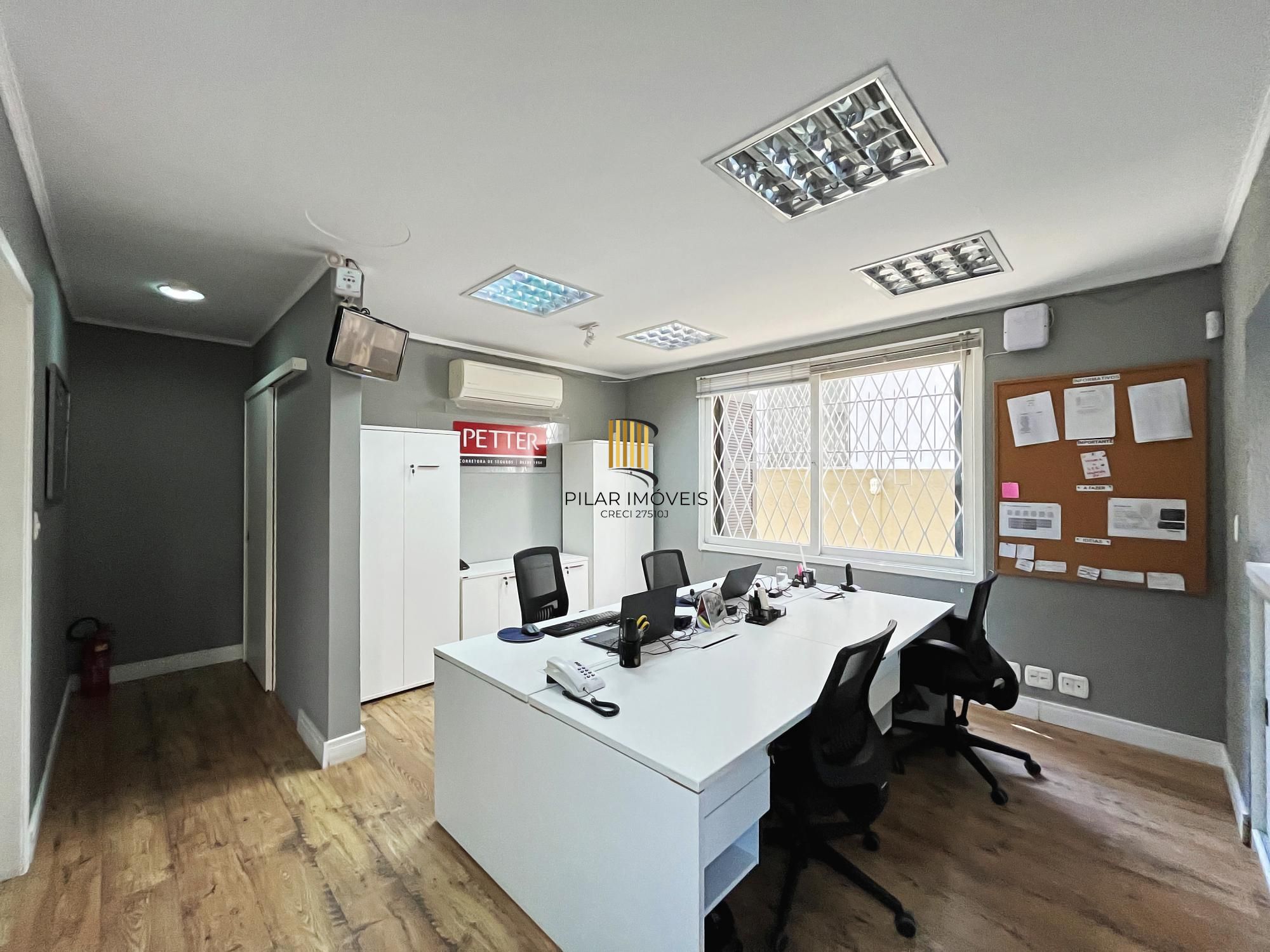 Excelente Casa comercial para comprar com 250m² na Avenida Palmeira