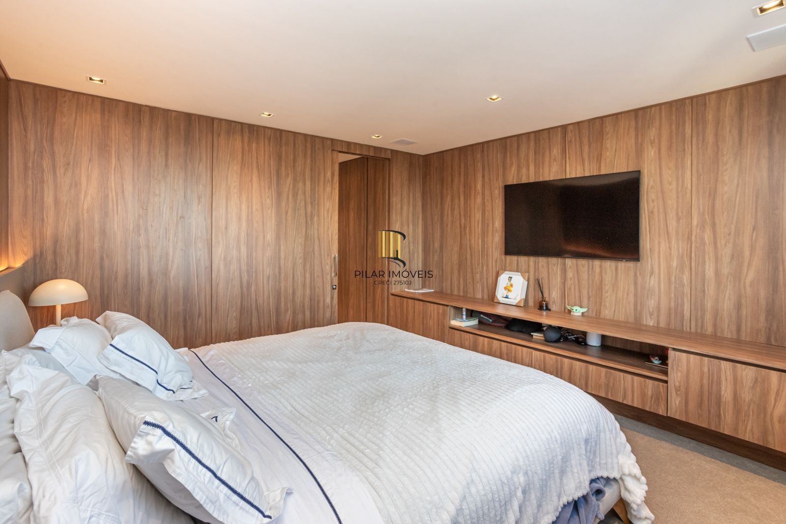 Apartamento de Luxo mobiliado com vista definitiva e automação- Três Figueiras