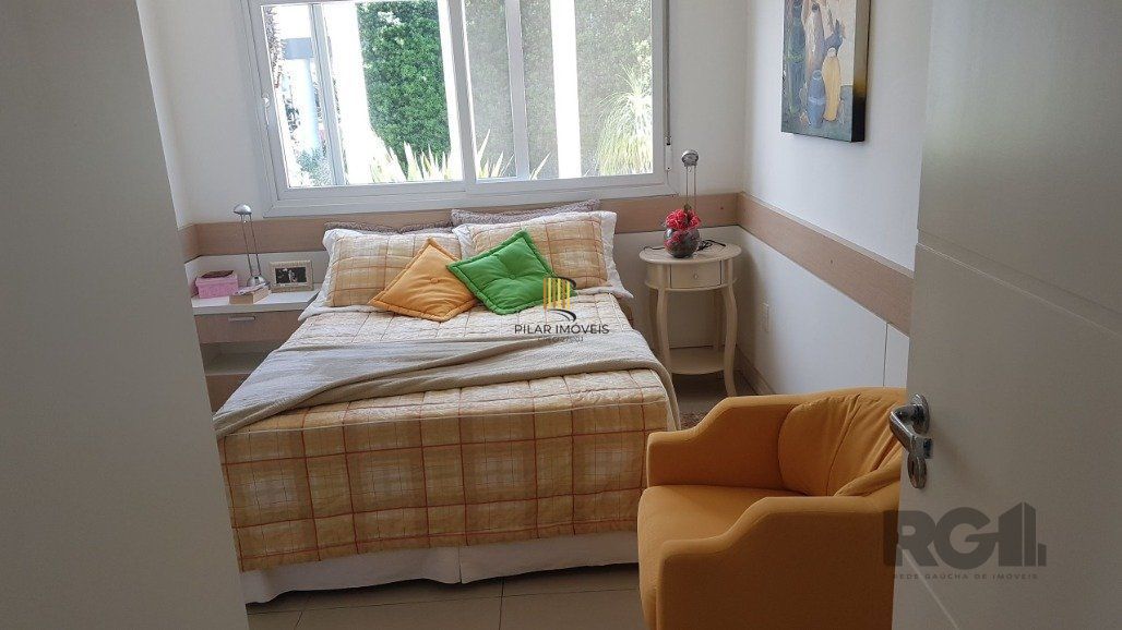 Casa para Comprar  no Condado de Capão com 5 suítes.