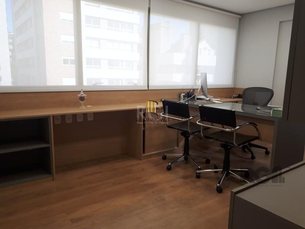 Ótima sala finamente mobiliada para Comprar no bairro Petrópolis - Porto Alegre