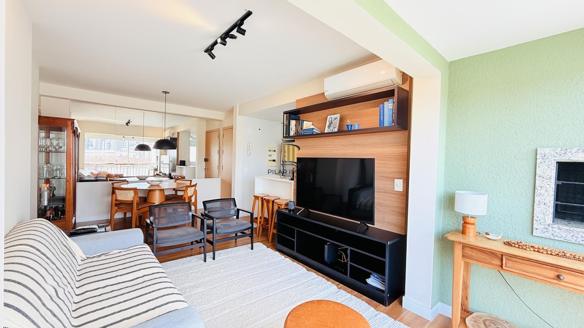 Excelente apartamento a venda com 2 dormitórios no bairro Passo d areia.