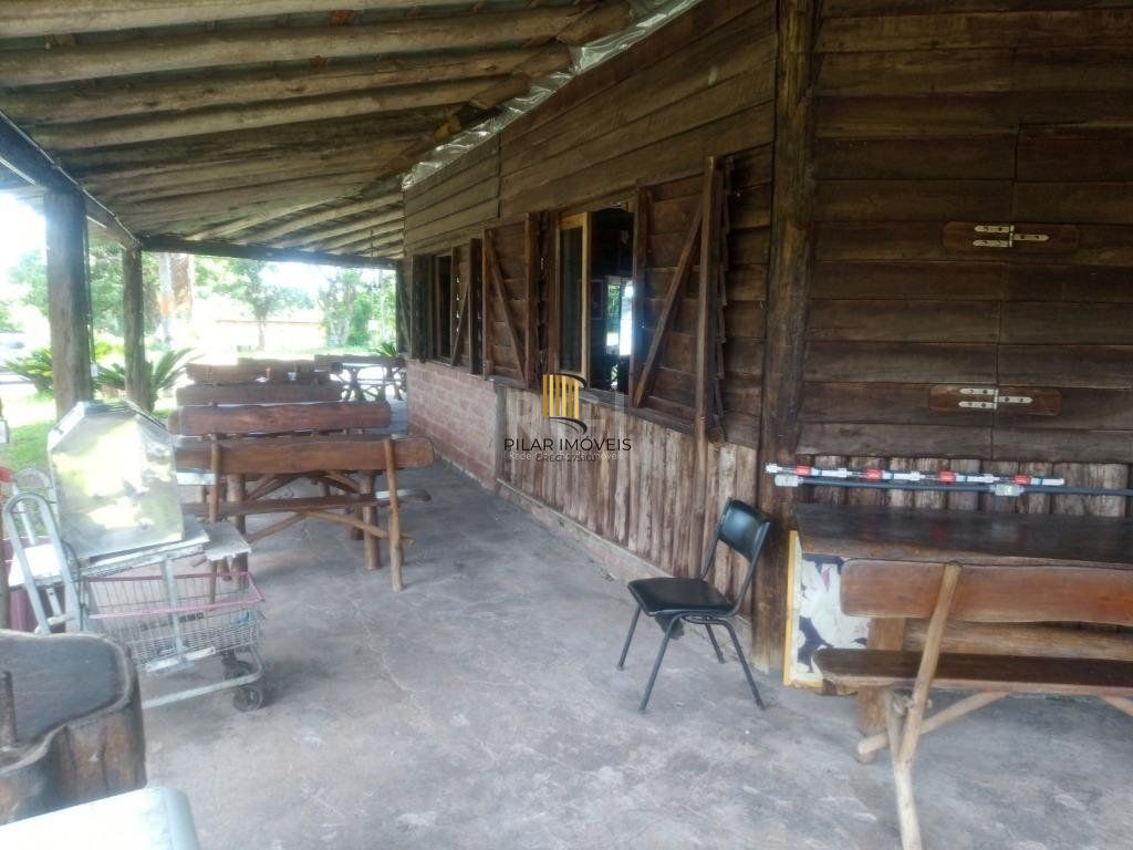 Boletto Imóveis vende Sitio na RS, Com 7 casas, 2 comerciais, excelente local para vários seguimento fácil acesso , rota para gramado, R$3.900,000,00
