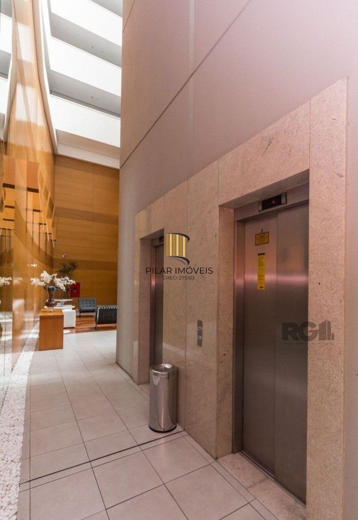 Apartamento 1 quarto e 1 vaga no Condomínio Parigi no bairro Três Figueiras
