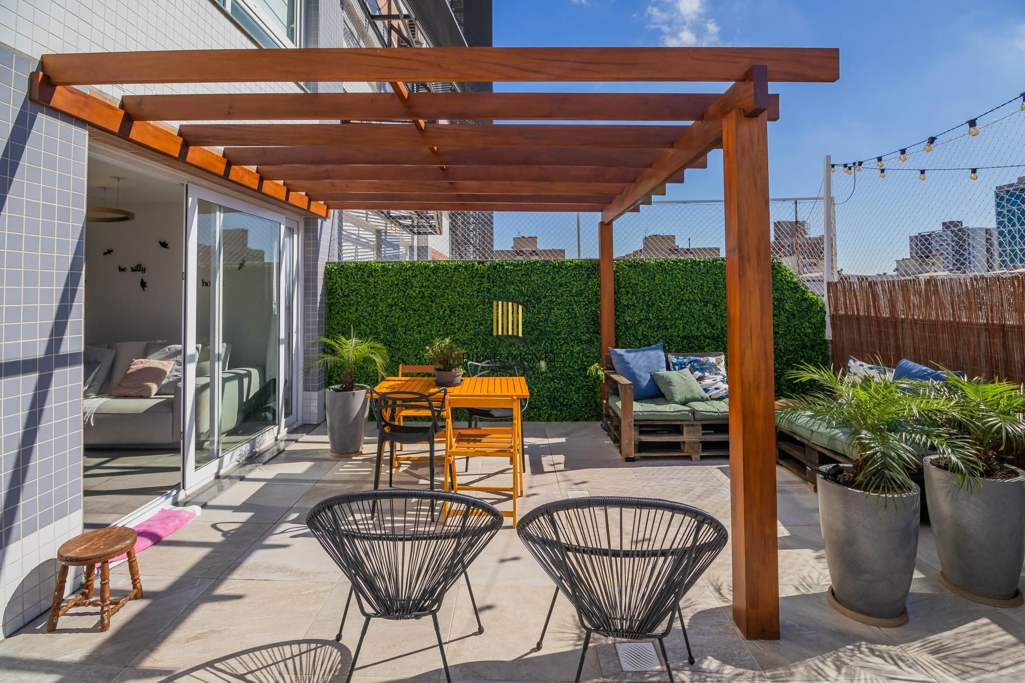Apartamento garden semi-mobiliado e decorado no bairro Jardim Lindóia