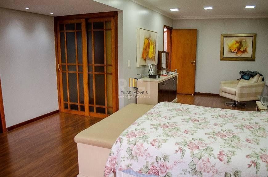 Casa com 5 dormitórios, 550 m² - para Comprar  -Vila Jardim - Porto Alegre/RS