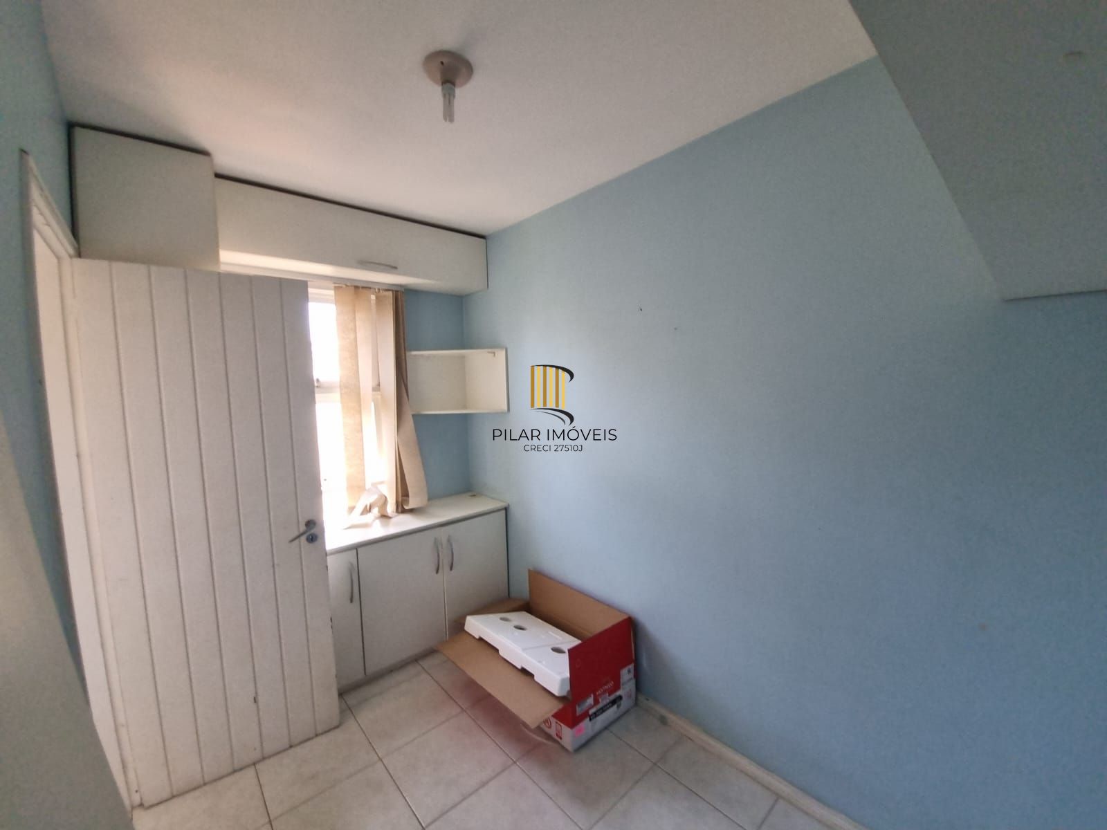 Apto de 3 dormitórios no Mont Serrat com linda vista da cidade e 1 vaga de garagem