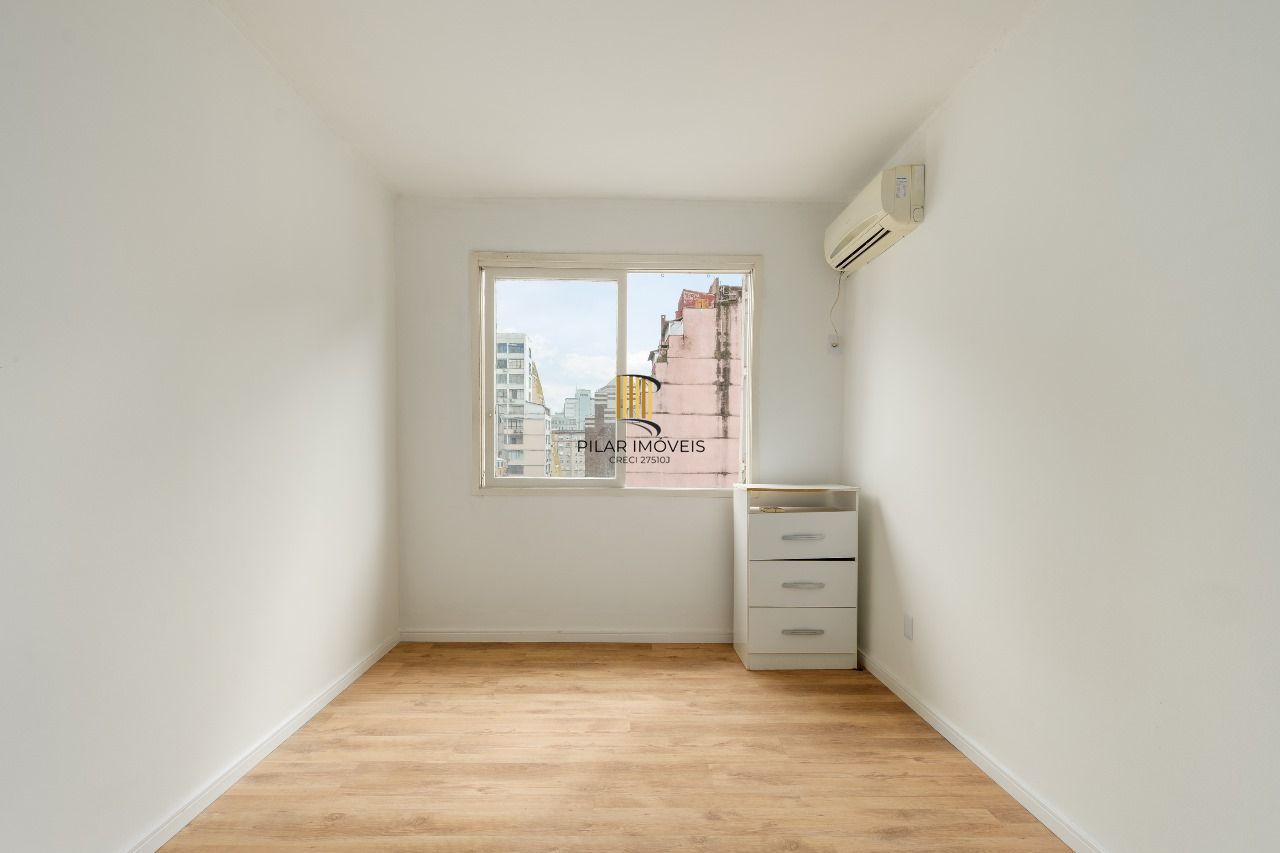 Apartamento para comprar com  68m²  no Centro Histórico